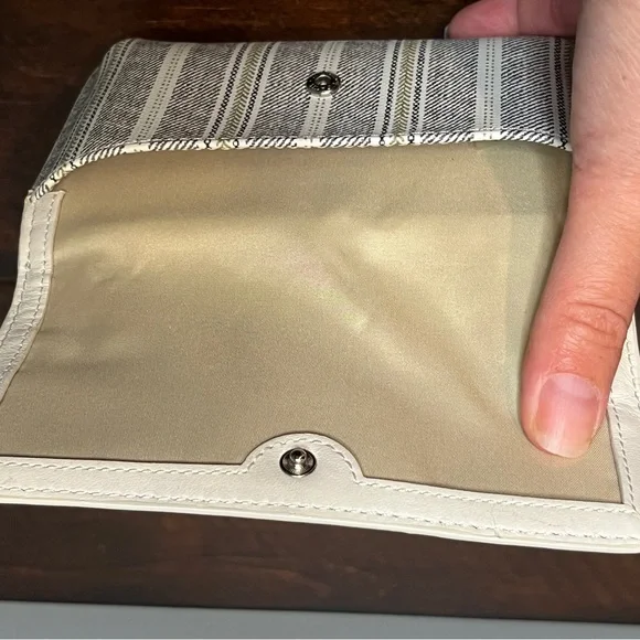 Coach Striped Wallet - Picture 5 of 6